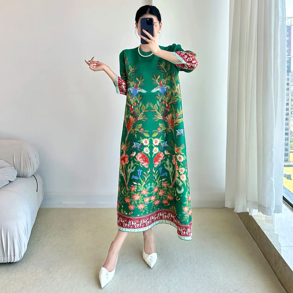 Miyake Vintage Print Dress Sev - Summer 2025 Clothing Essentials ulasan dan harga